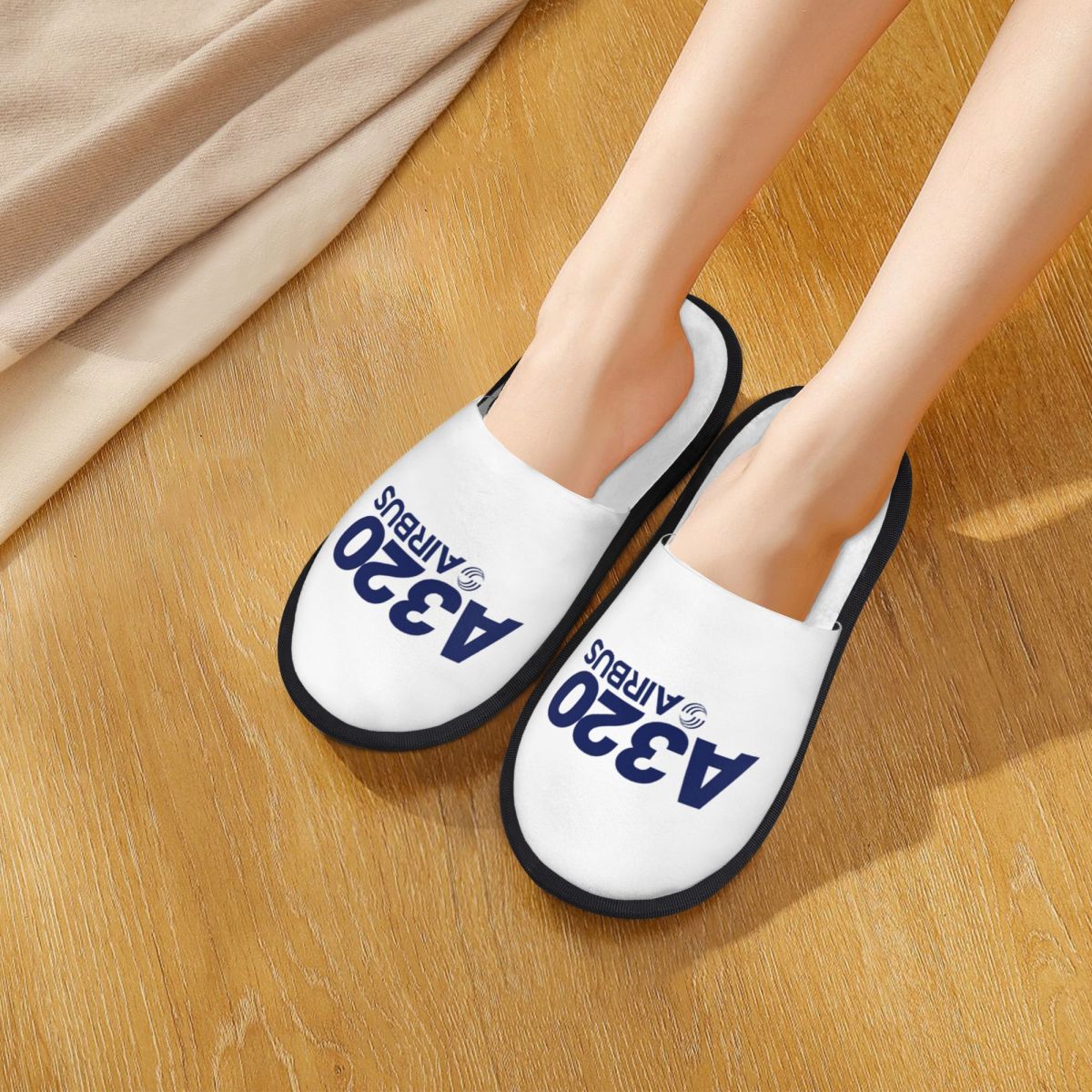 Тапочки с логотипом Airbus A32 – обзор и цена Women Shoes Logo