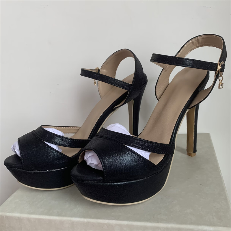 Модные женские сандалии, летни – обзор и цена Metallic Heel Sandal