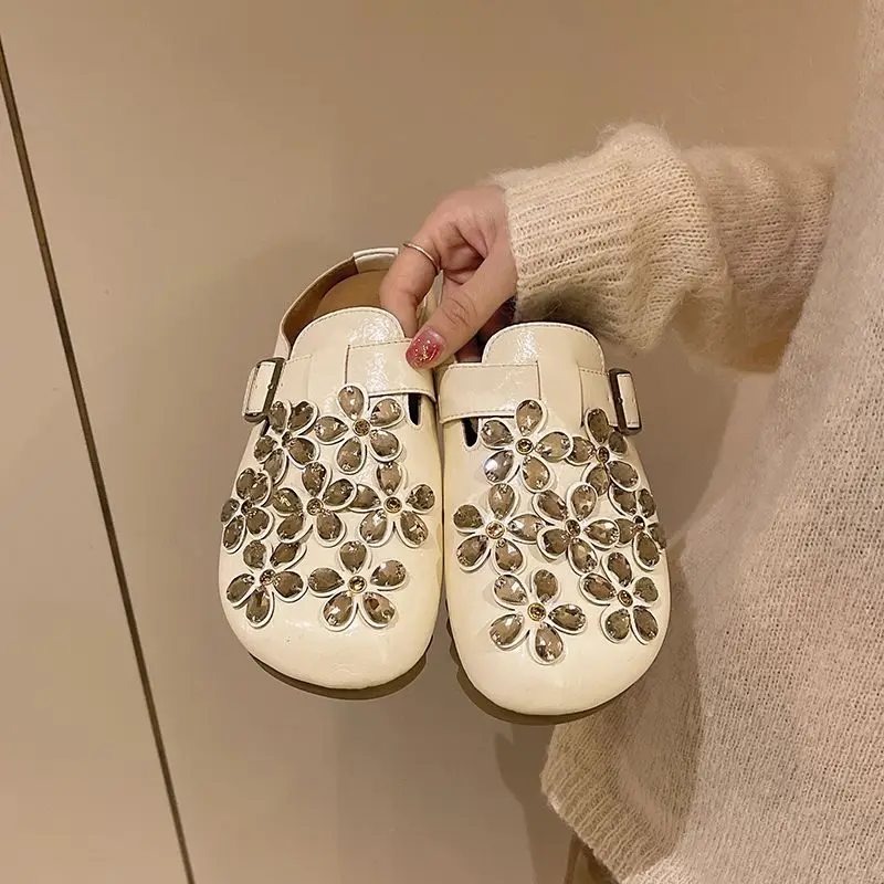 Женские мюли-сабо с цветочным  – обзор и цена Slip On Mule Flat